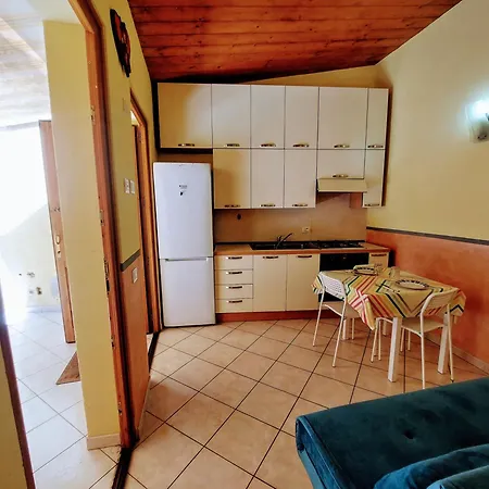 Casa Letizia In Centro Storico Villanova Вилла