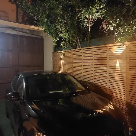 Casa Letizia In Centro Storico Villanova * Кальяри