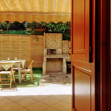 Villa Casa Letizia In Centro Storico Villanova