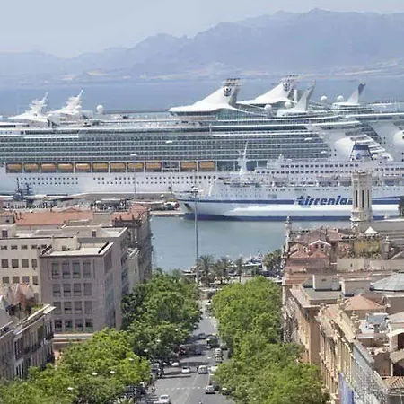 Villa Casa Letizia In Centro Storico Villanova Cagliari